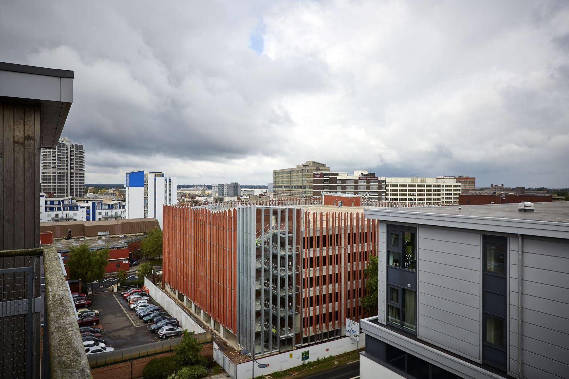 The Paramount, Swindon Dış mekan fotoğraf